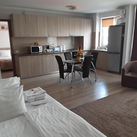 Apartament Marcel - Coresi Mall Brasov Exterior photo
