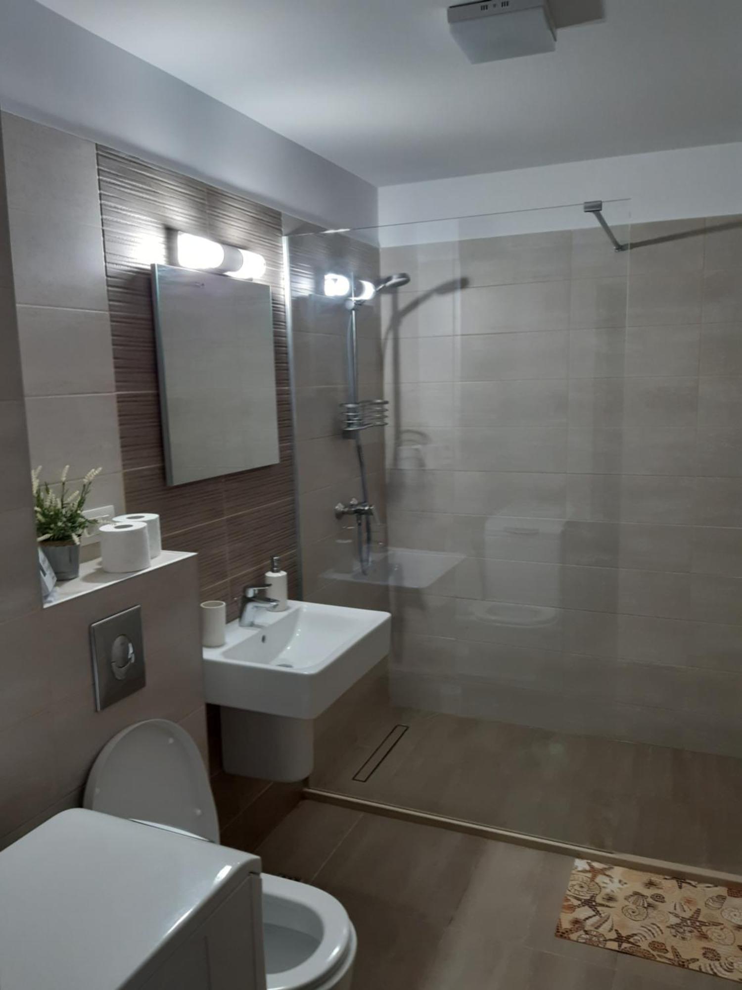 Apartament Marcel - Coresi Mall Brasov Exterior photo