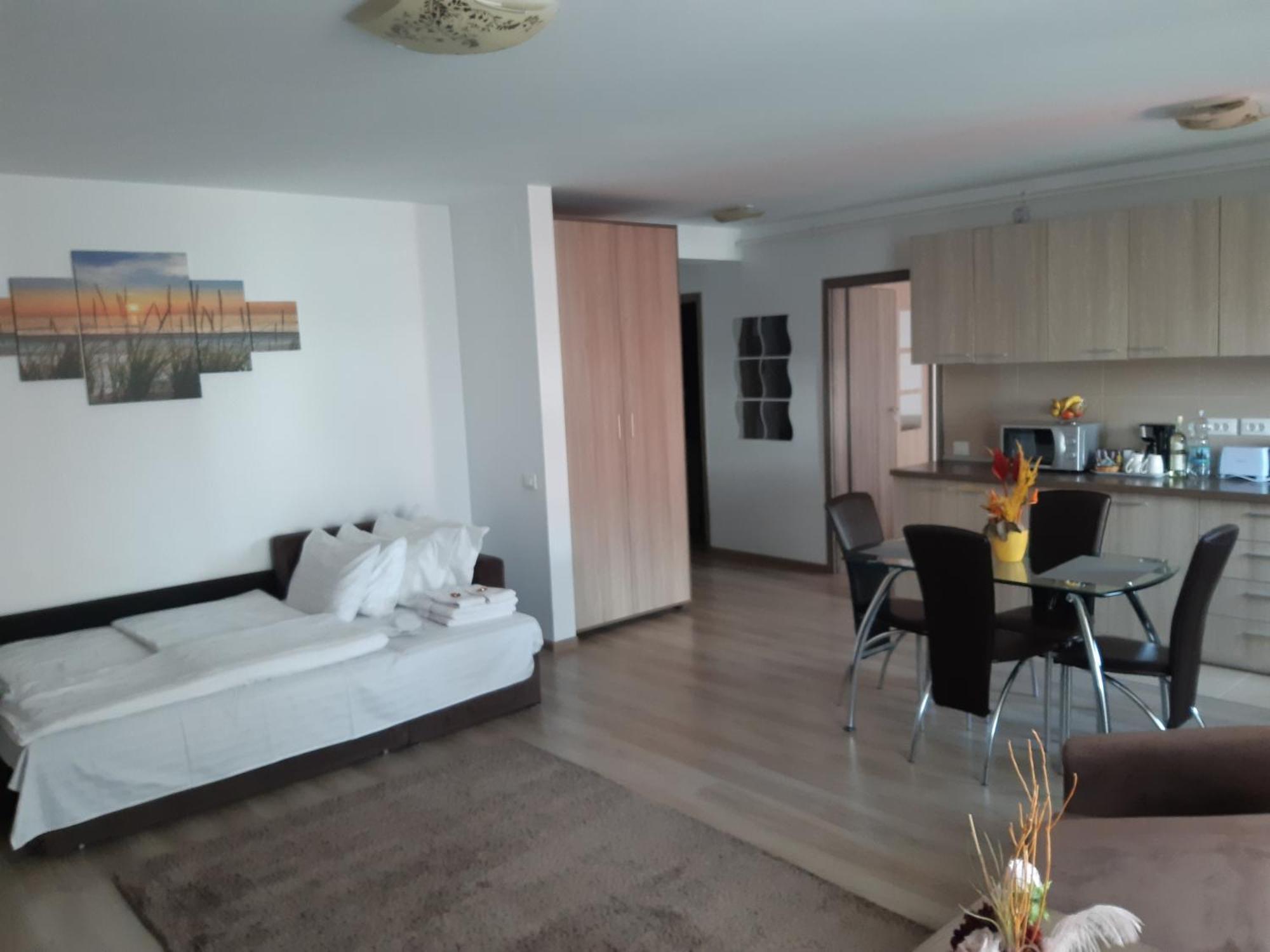 Apartament Marcel - Coresi Mall Brasov Exterior photo